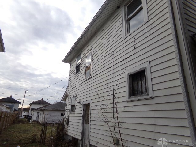 Property Photo:  352 Edison Street  OH 45402 