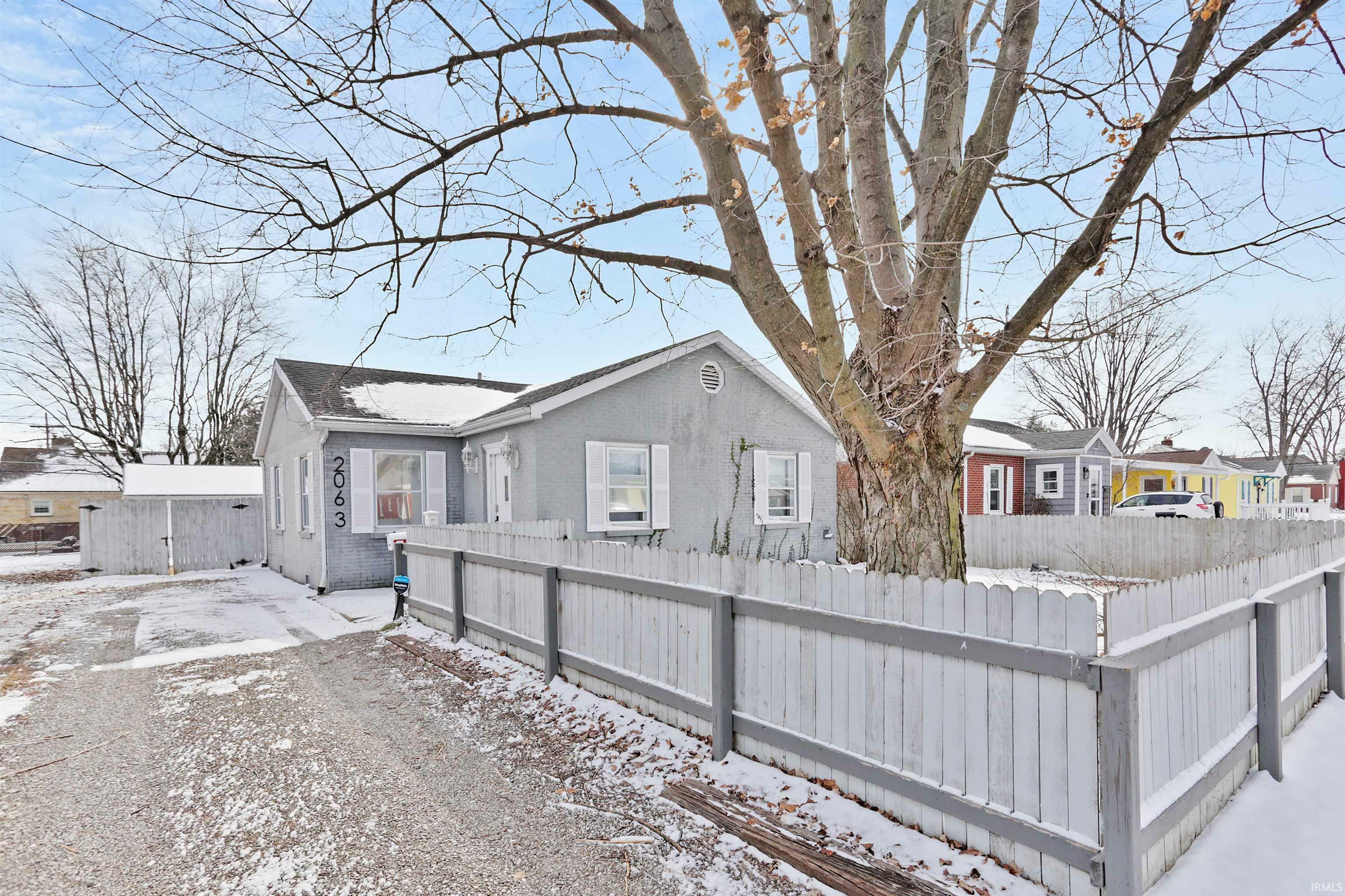 Property Photo:  2063 E Florida Street  IN 47711 