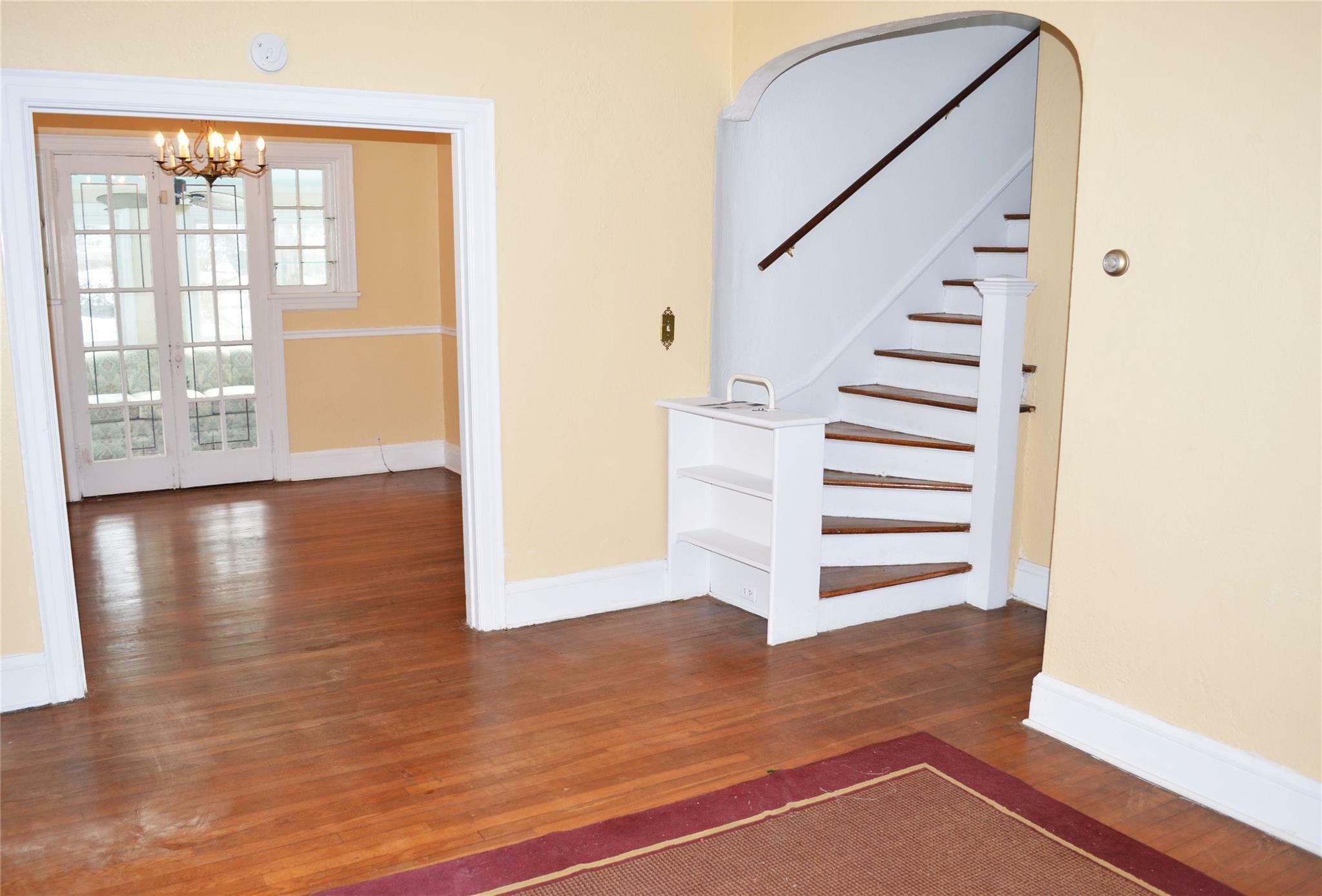 Property Photo: 5 Lawrence Avenue NY 10603