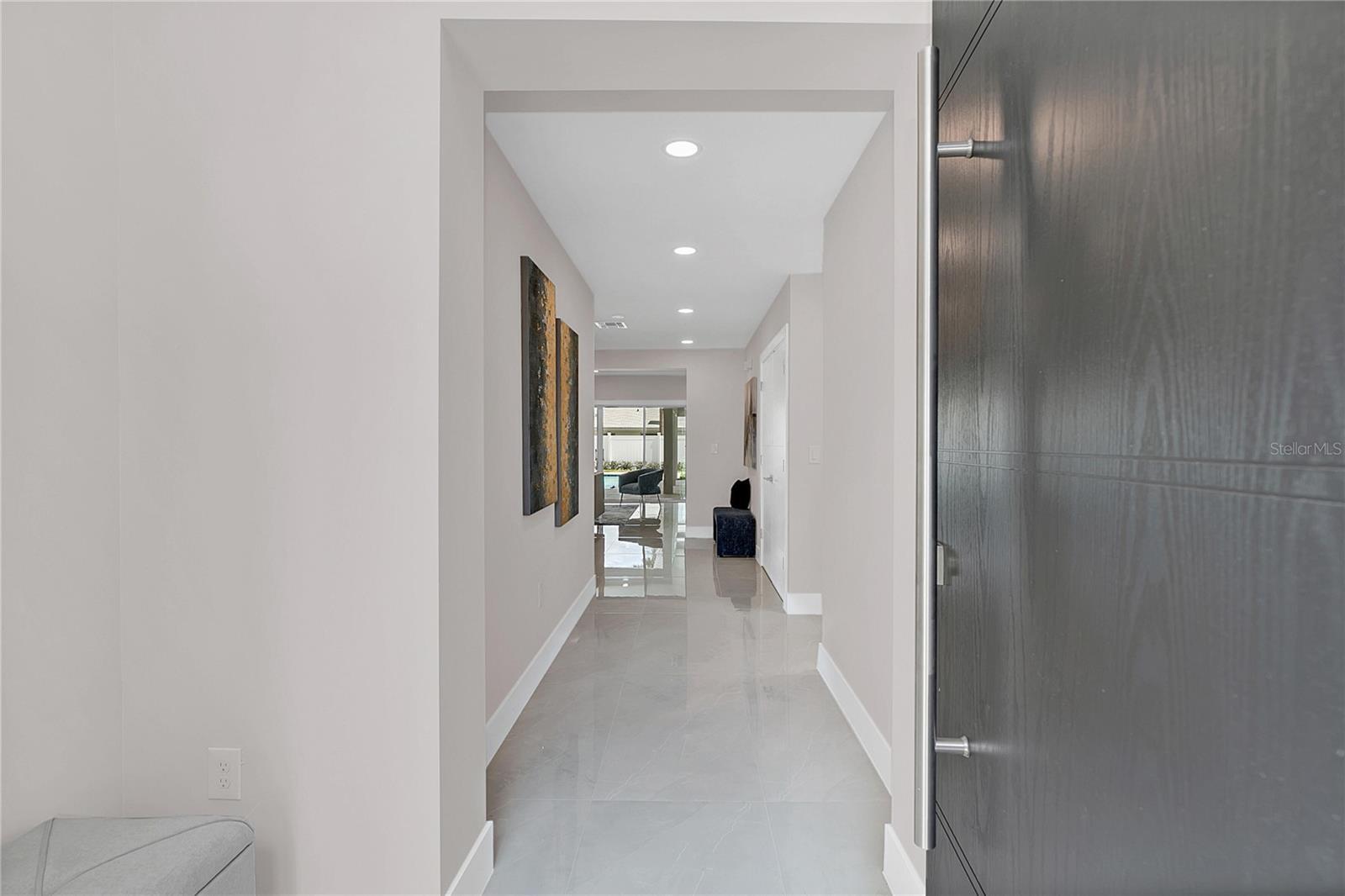 Property Photo: 2015 Summerfield Road FL 32792