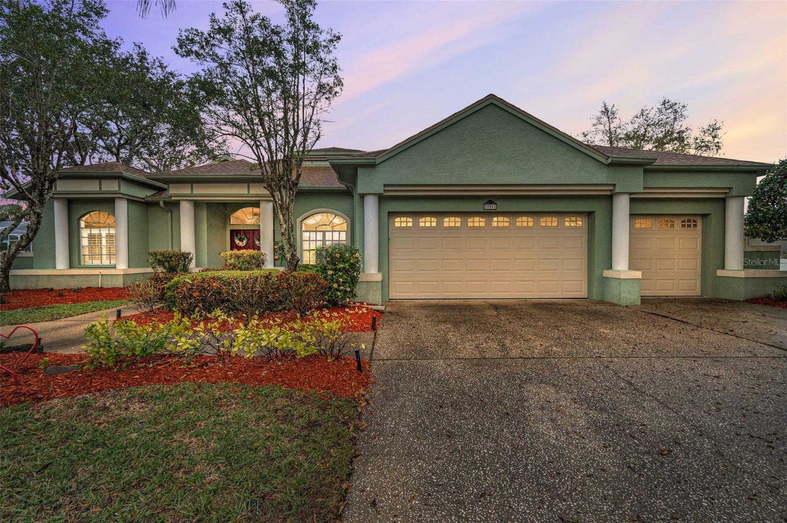 Property Photo: 5501 Stag Thicket Lane FL 34685
