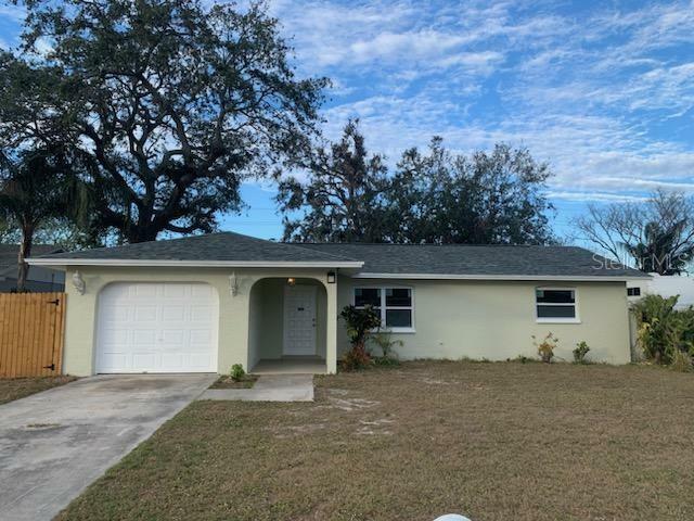 Property Photo:  5425 Winewood Drive  FL 34232 