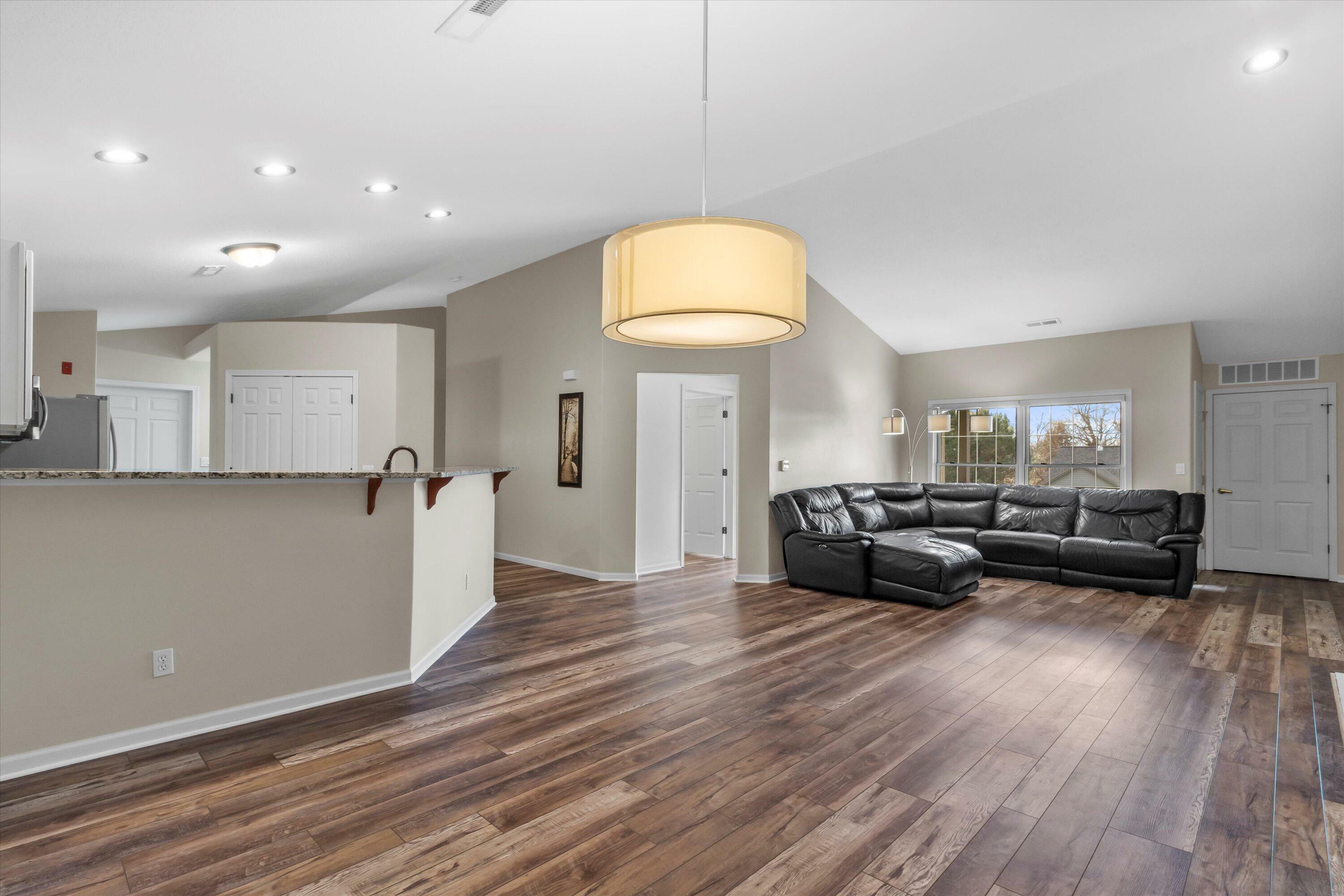 Property Photo: N30w23087 Pineview Way 7 WI 53072