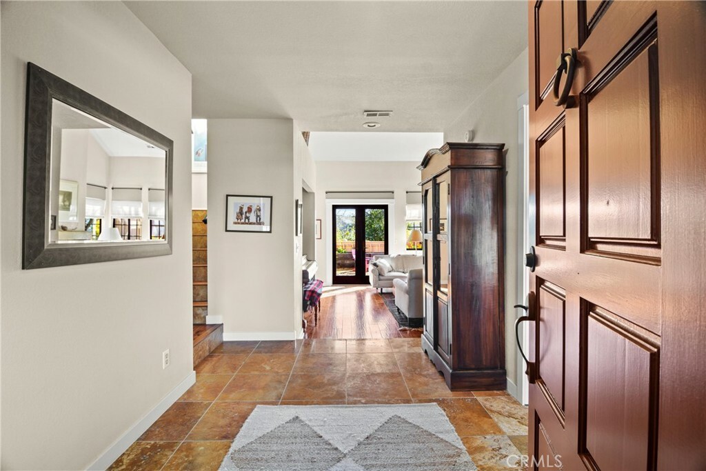 Property Photo: 279 Tempus Circle CA 93420
