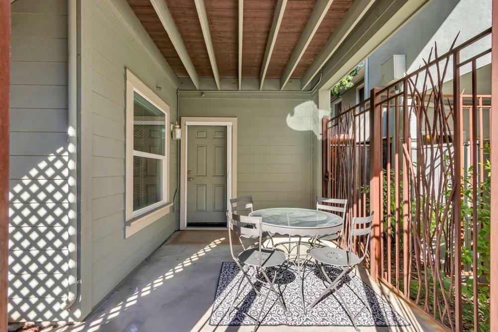 Property Photo:  1325 Kondos Avenue  CA 95814 