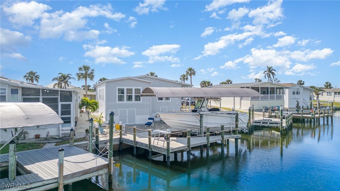 Property Photo:  11511 Dogwood Lane  FL 33931 