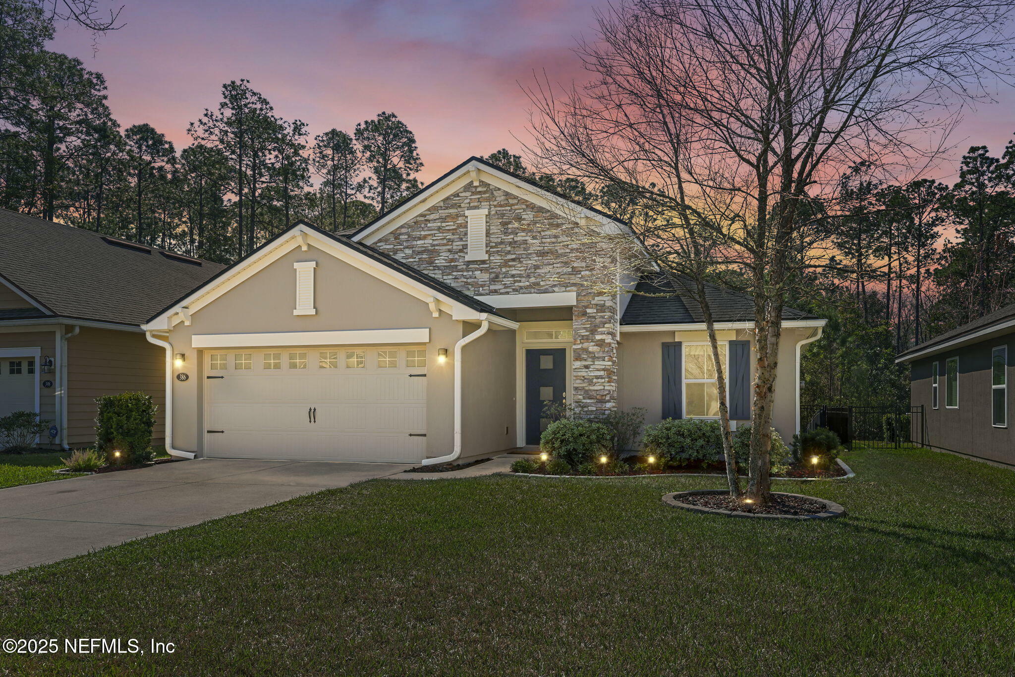 Property Photo: 386 Aspen Leaf Drive FL 32081
