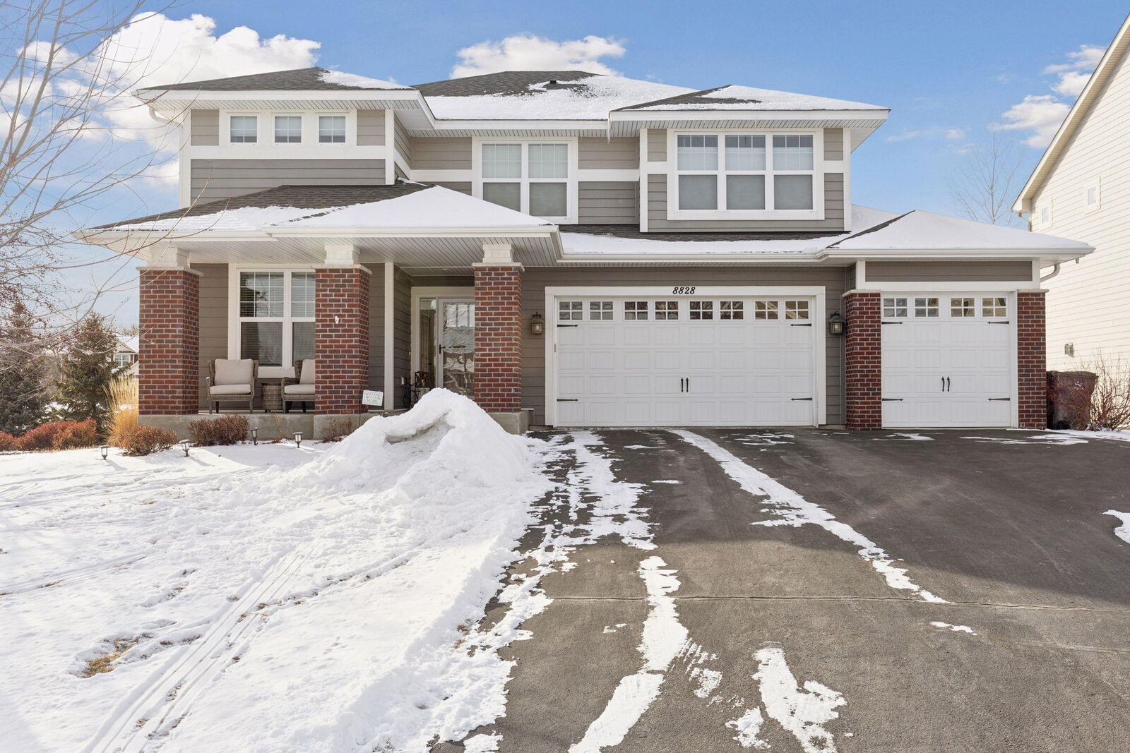 Property Photo:  8828 Bellevue Court  MN 55317 