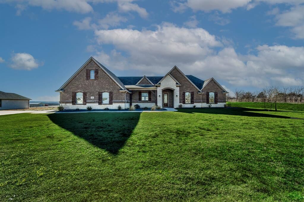 Property Photo: 6231 Old Buena Vista Road TX 75167