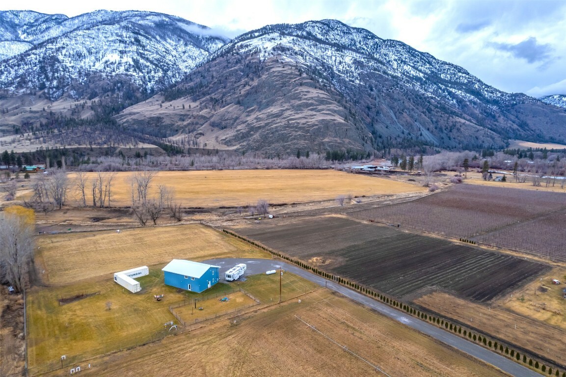 Property Photo: 1969 Osprey Lane BC V0X 1C1