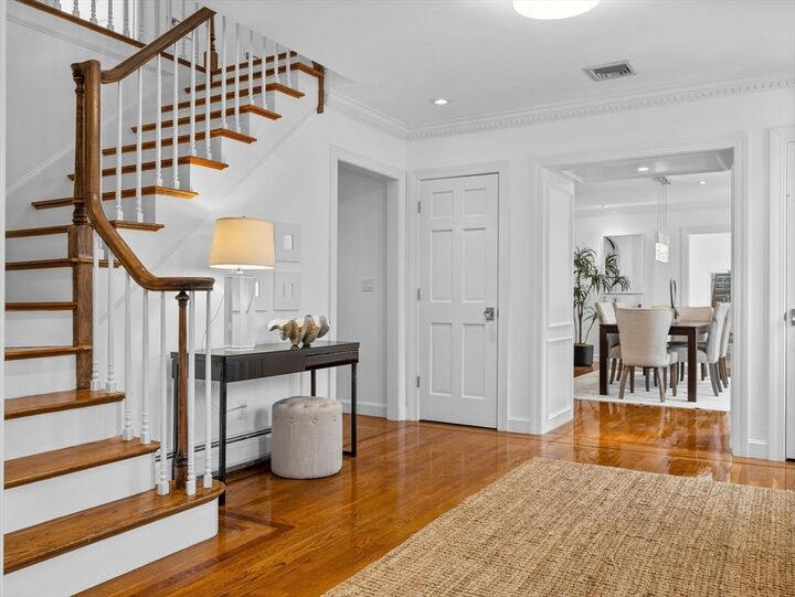 Property Photo:  10 Livingston Rd  MA 02482 