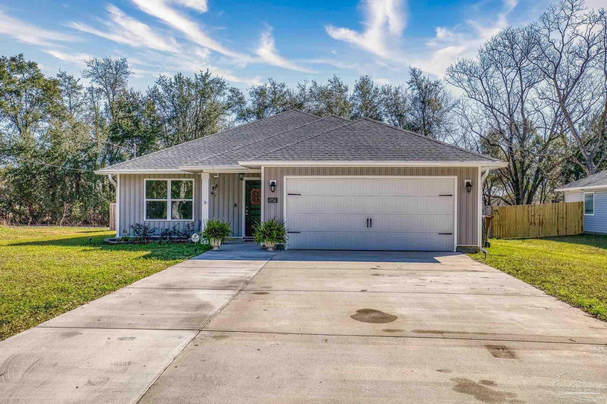 4758 W Lynn Dr  Milton FL 32583 photo