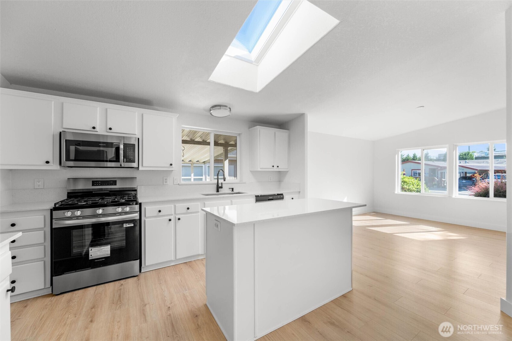 Property Photo:  928  Carriage Court 62  WA 98284 
