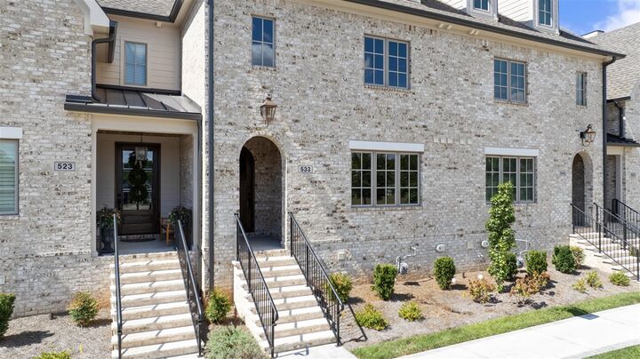 Property Photo: 533 Park West Lane KY 42103