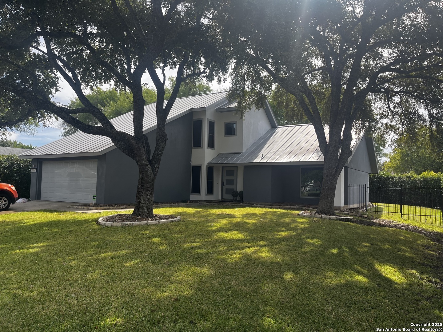 Property Photo: 3002 Shingle Oak Dr. TX 78247