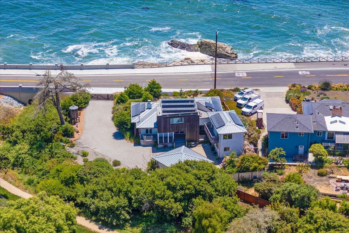 1004 West Cliff Drive  Santa Cruz CA 95060 photo