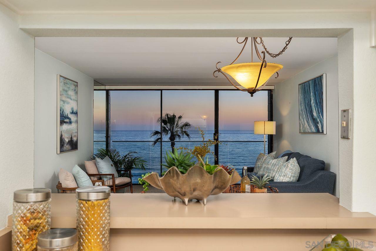 Property Photo: 4767 Ocean Blvd 410 CA 92109