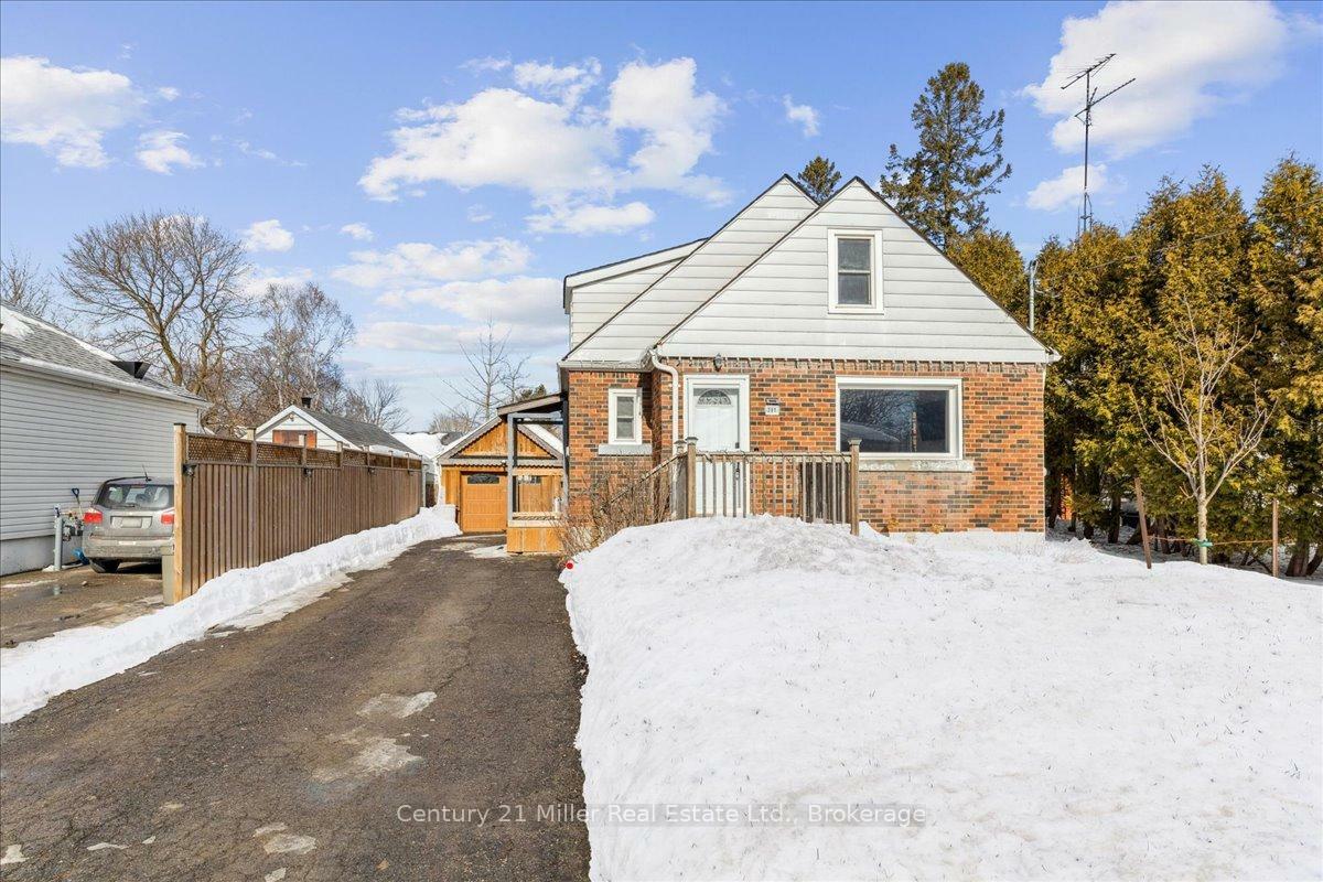 281 Peel Street  Halton Hills ON L7J 1M7 photo