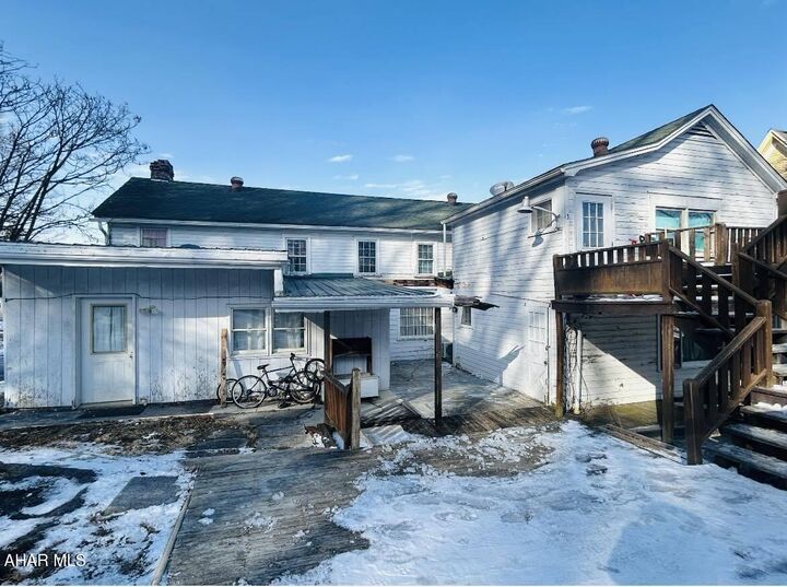 Property Photo:  247 W John Street  PA 15522 