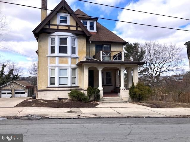 Property Photo:  1118 Mahantongo Street  PA 17901 