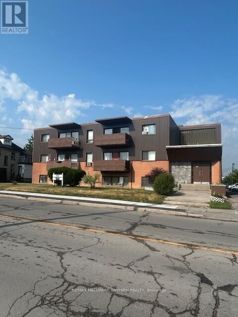 Property Photo:  155 Lindsay Street South  ON K9V 2M9 
