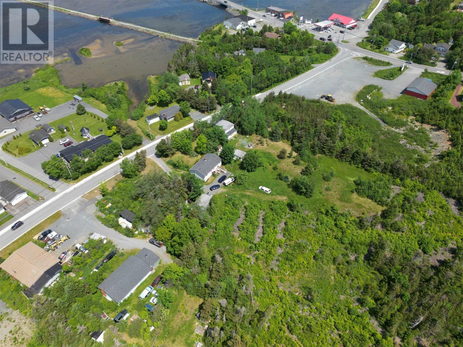 Photo de la propriété:  13 Main Road  NL A0A 1G0 