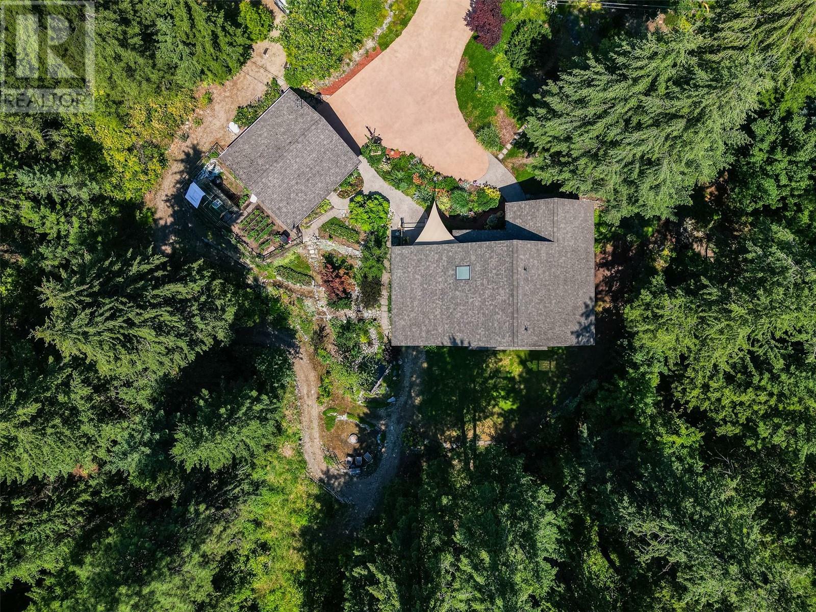 Property Photo: 4306 View Ridge Road BC V0G 2G3