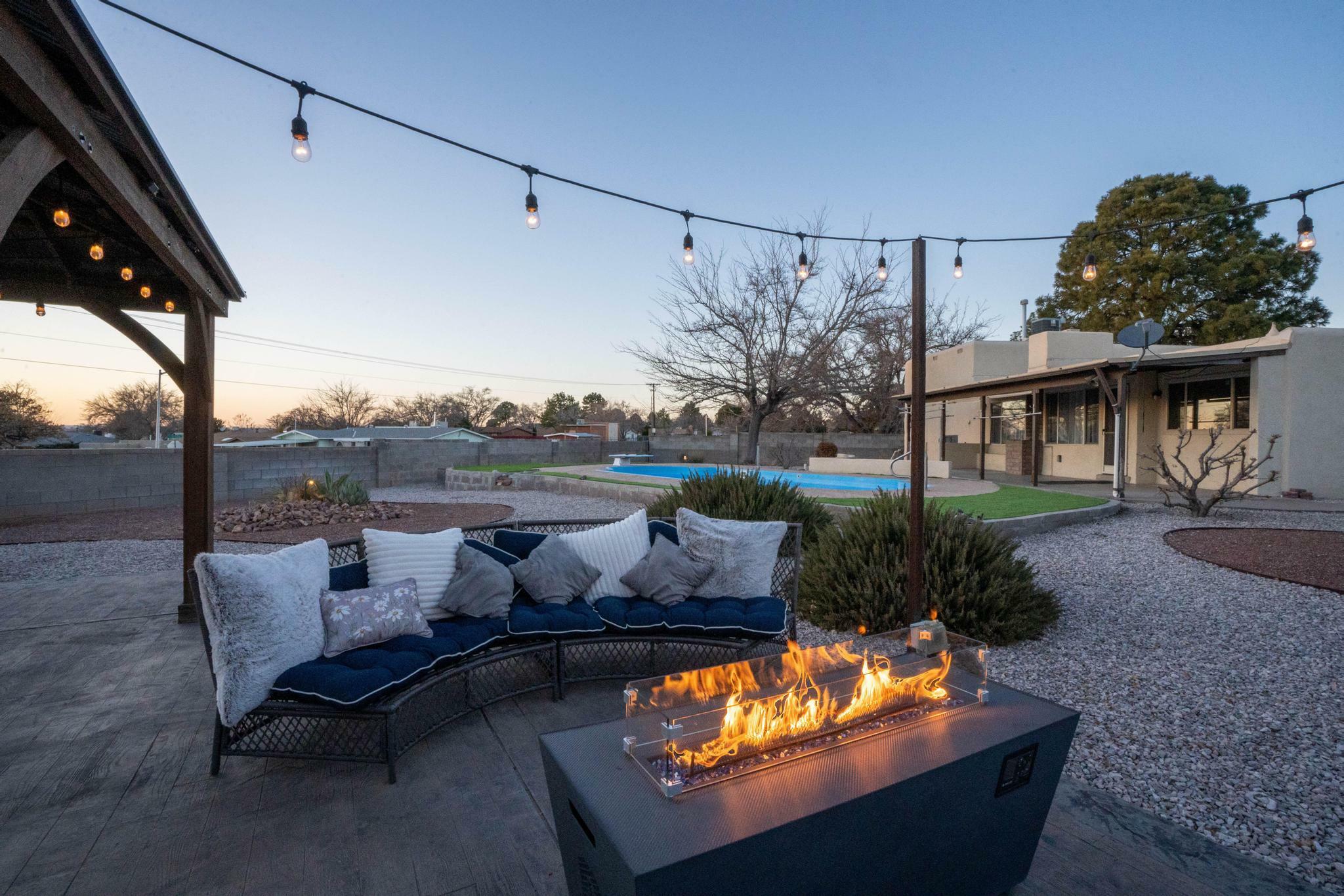 Property Photo: 6202 Northland Avenue NE NM 87109