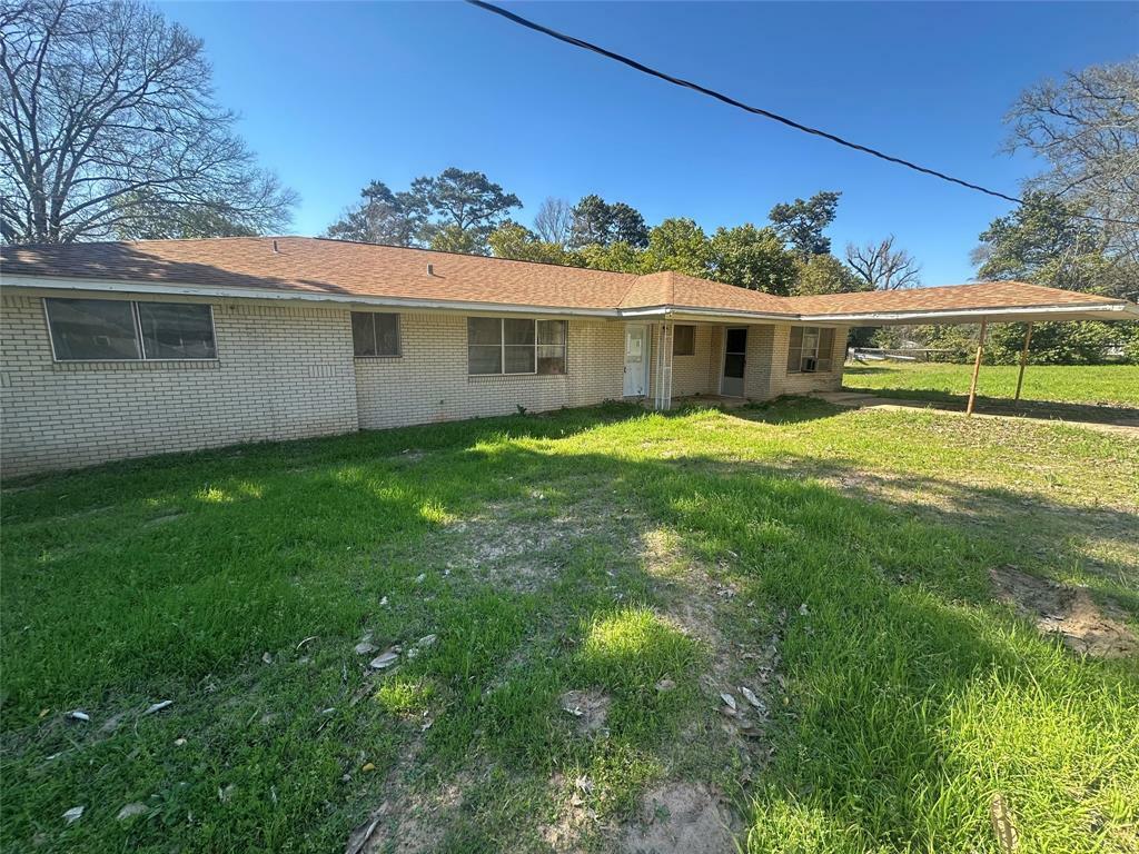 Property Photo: 120 Kimball Lane TX 77351