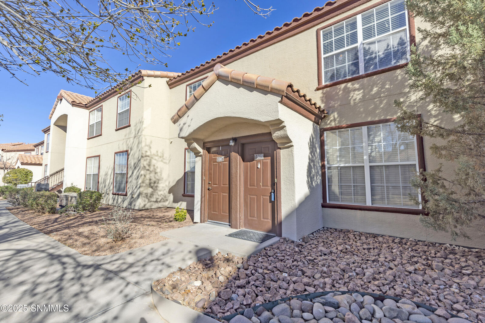 Property Photo:  3901 Sonoma Springs Avenue 1008  NM 88011 