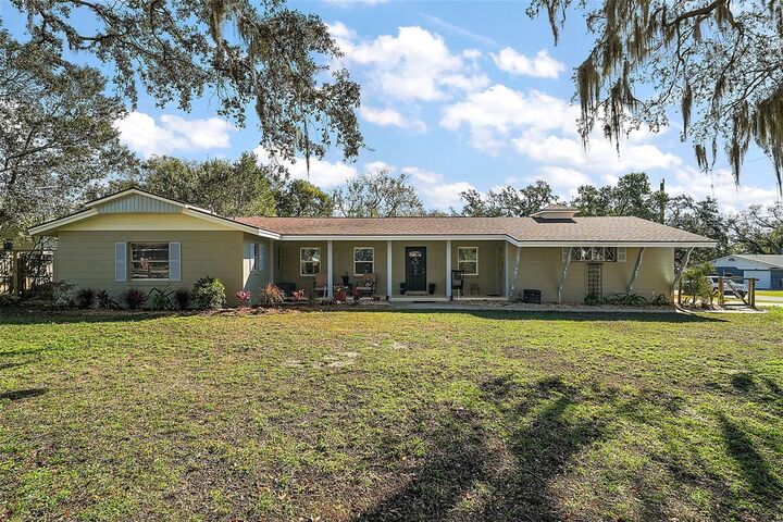 1391 E Crooked Lake Drive  Eustis FL 32726 photo