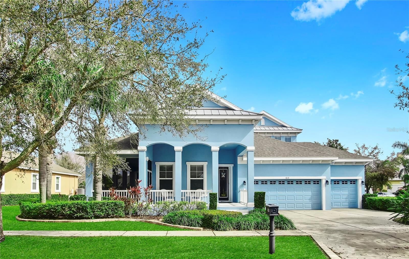 Property Photo:  613 Manns Harbor Drive  FL 33572 