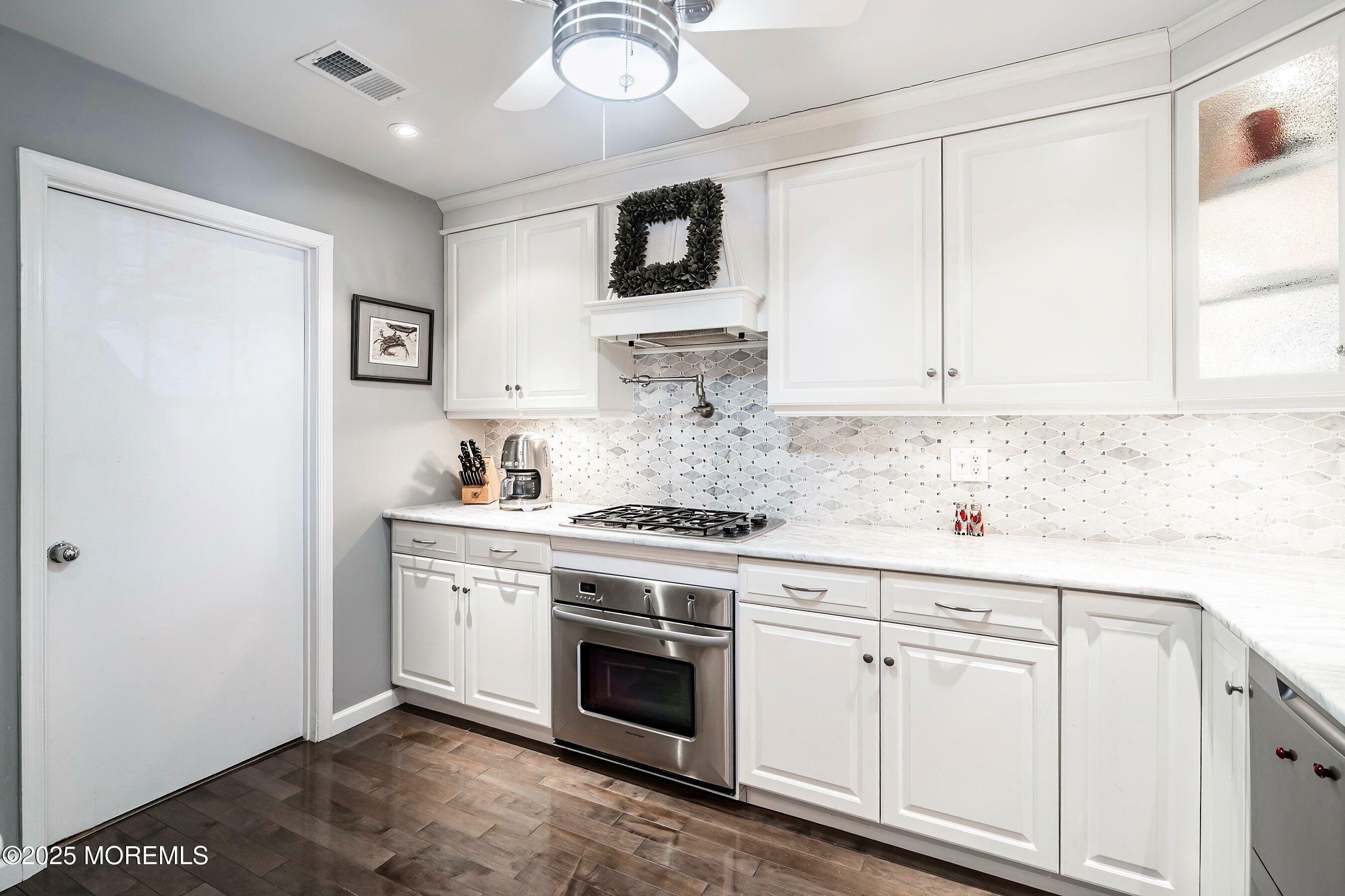 Property Photo: 437 Hancock Place NJ 07751