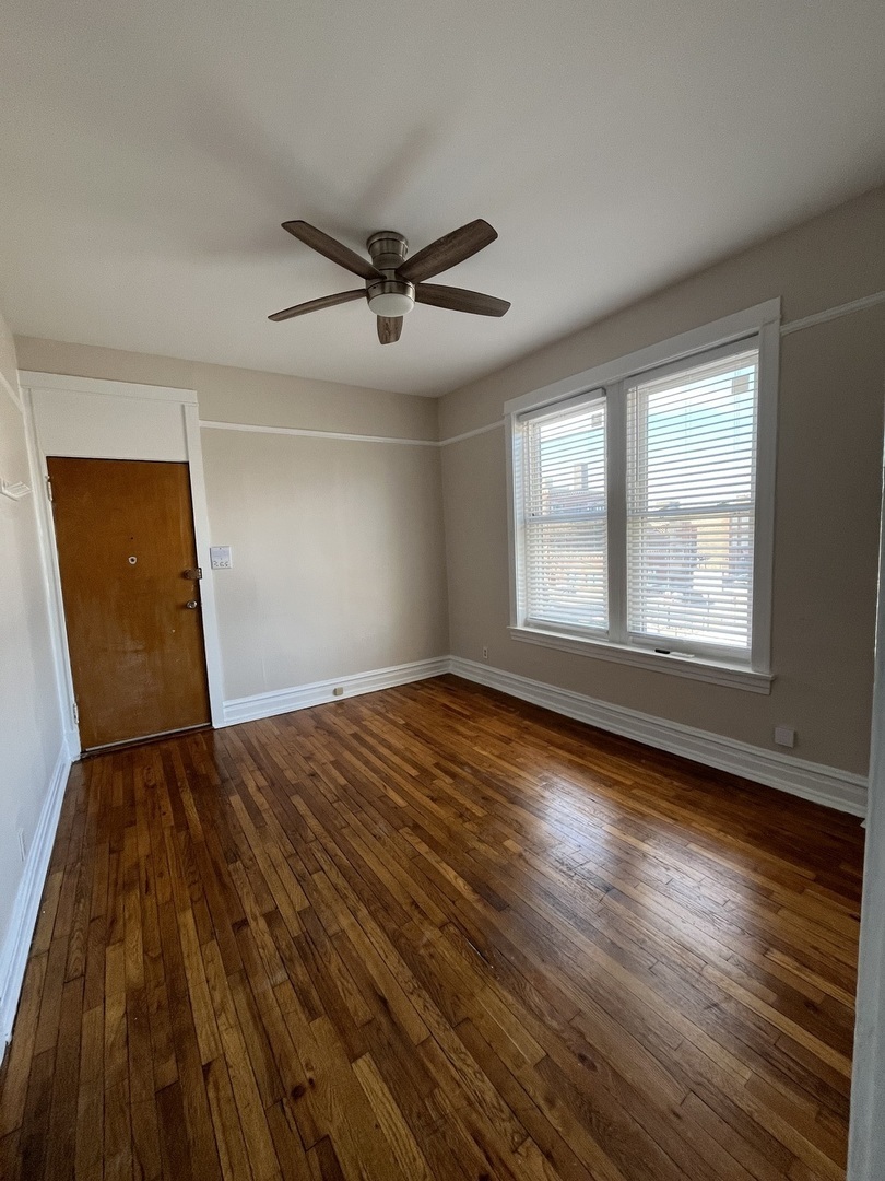 Property Photo:  2646 W Chicago Avenue 3R  IL 60622 