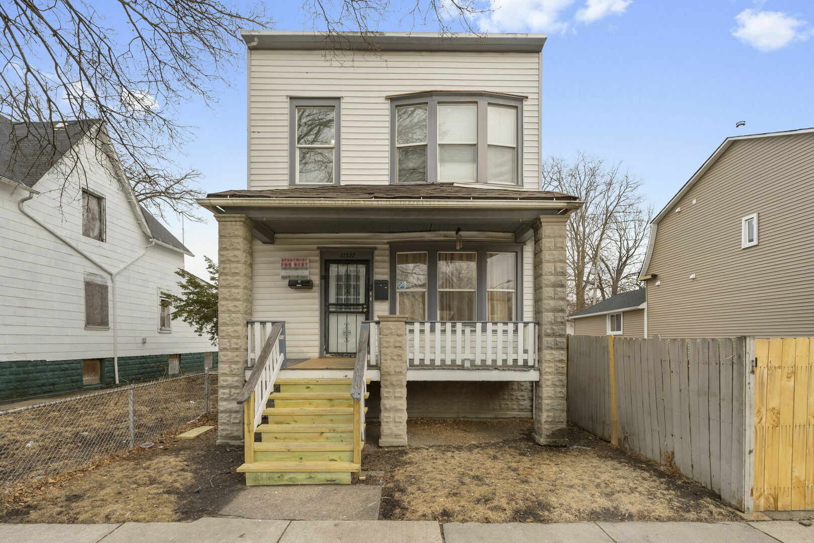 Property Photo:  11527 S Perry Avenue  IL 60628 