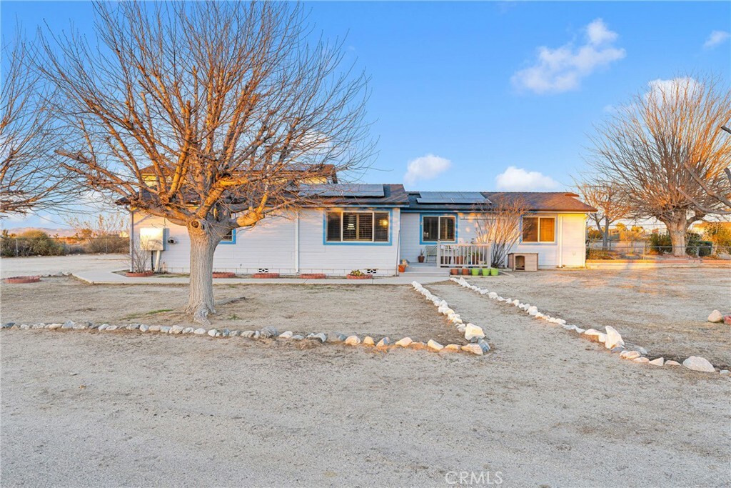 Property Photo: 13121 Oasis Road CA 92372