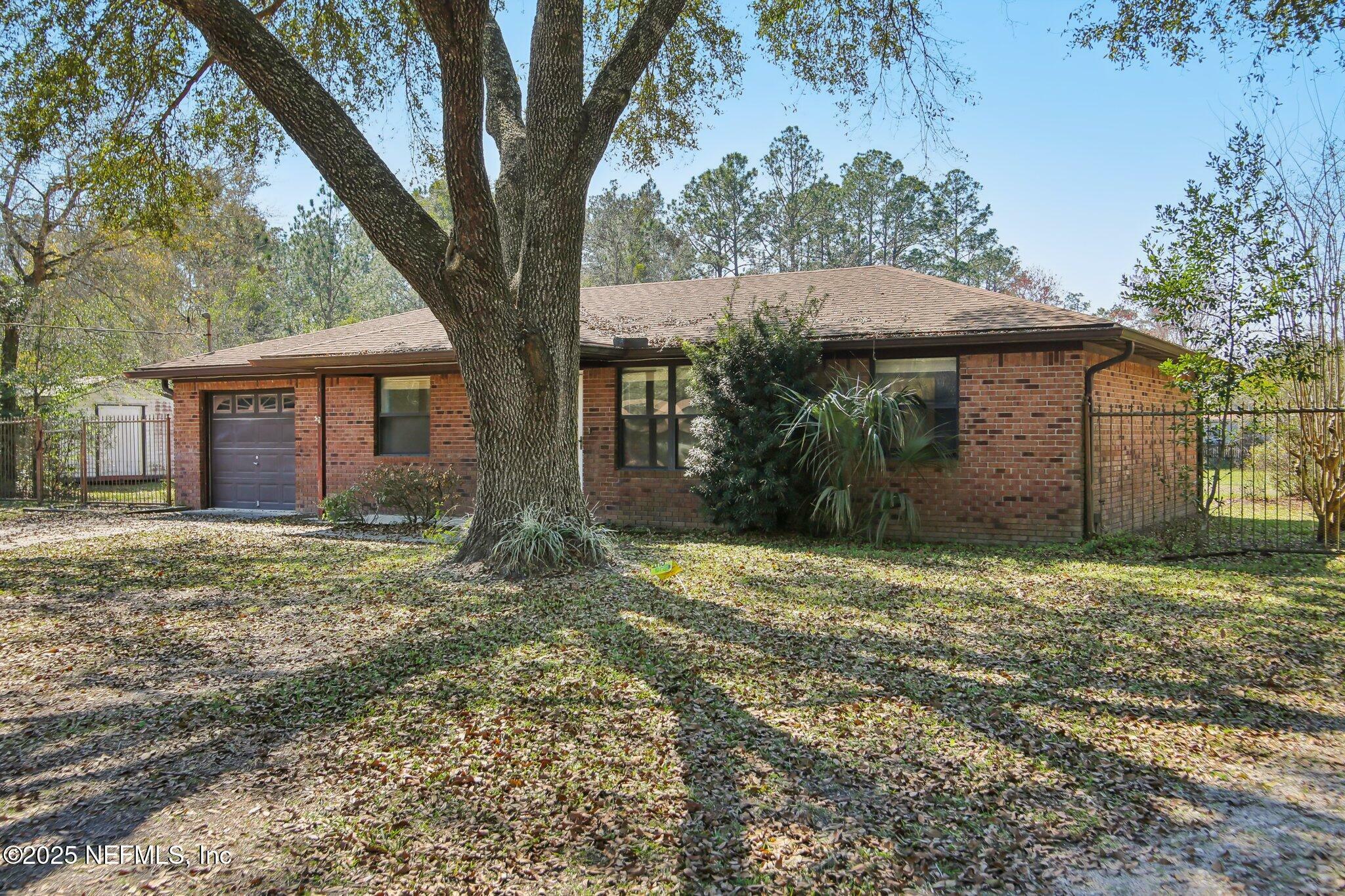 Property Photo:  25 Mink Avenue  FL 32068 