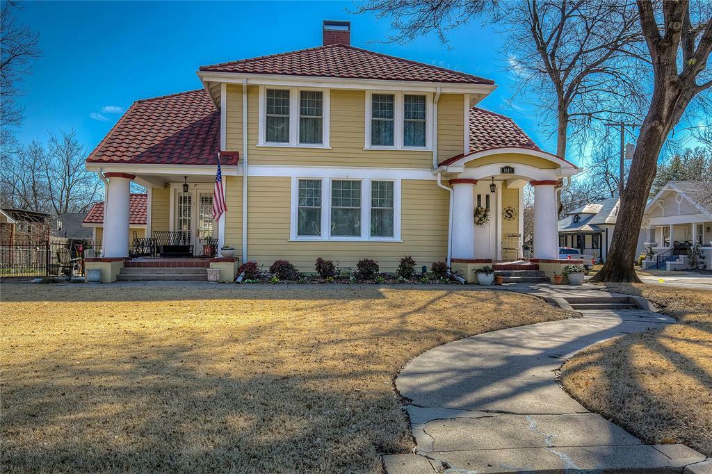 Property Photo: 1619 Park Street TX 75401