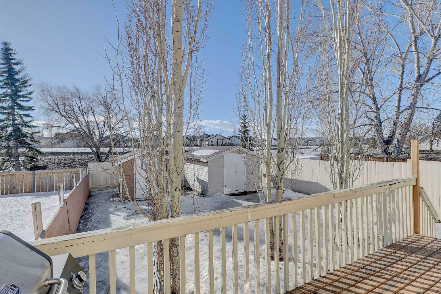 Property Photo:  9723 69 Avenue  AB T8V 5E4 