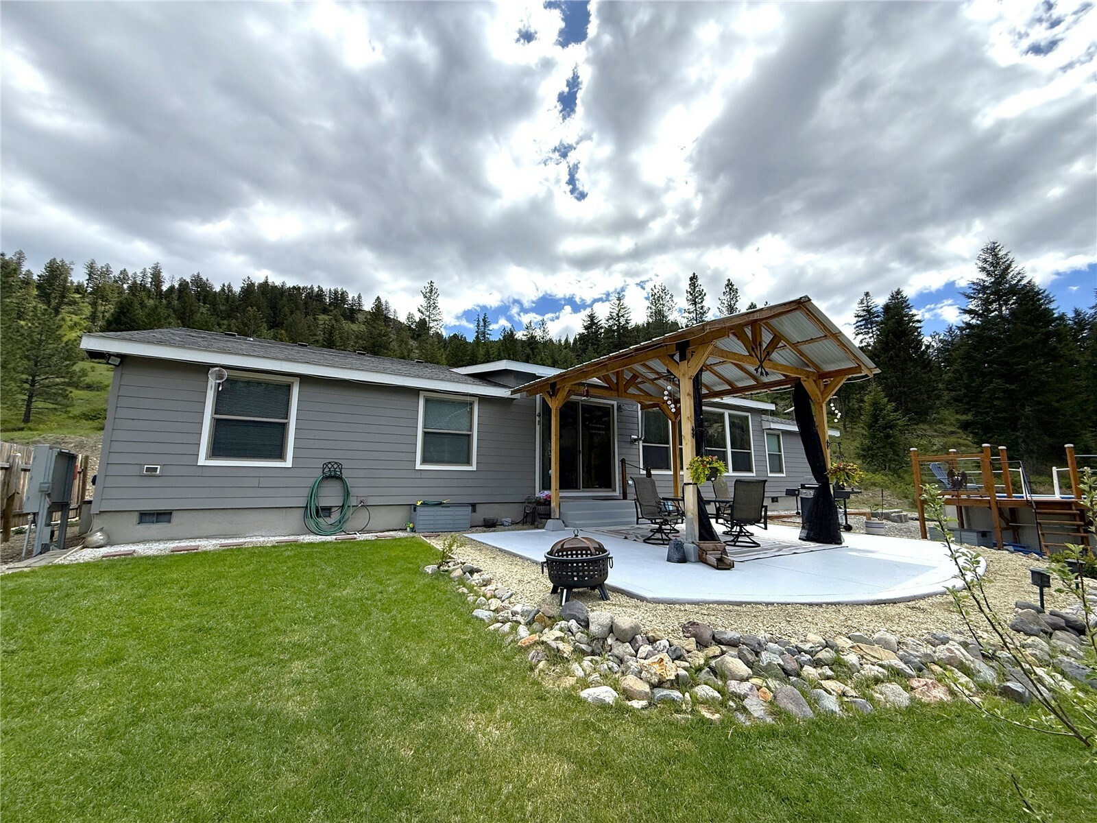Property Photo: 920 Toroda Creek Road WA 98859