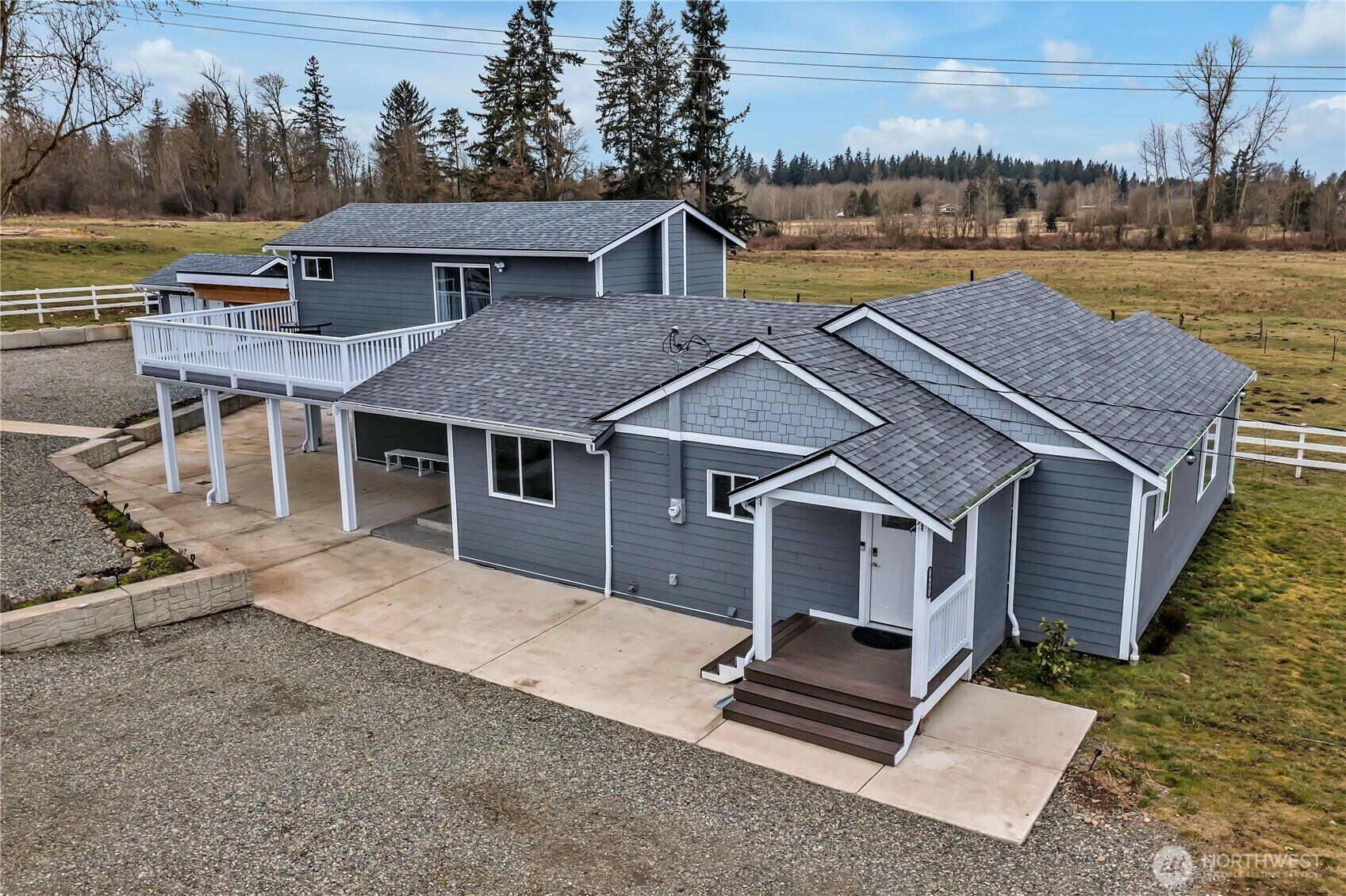Property Photo: 39805 212th Avenue SE WA 98022