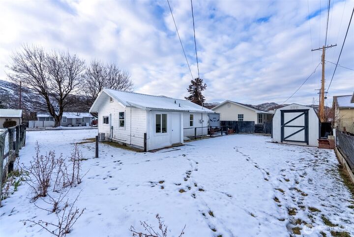 Property Photo: 709 Holly Street WA 99116