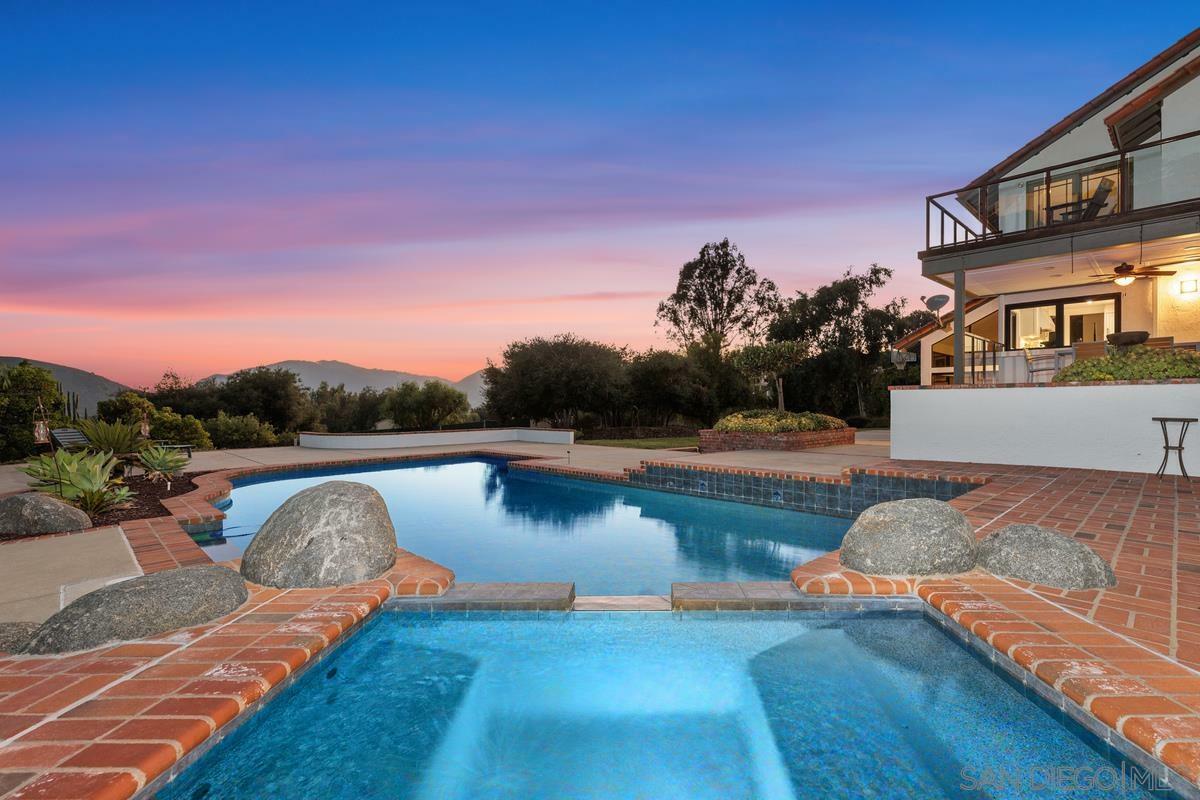 Property Photo: 3453 Via Loma Vista CA 92029