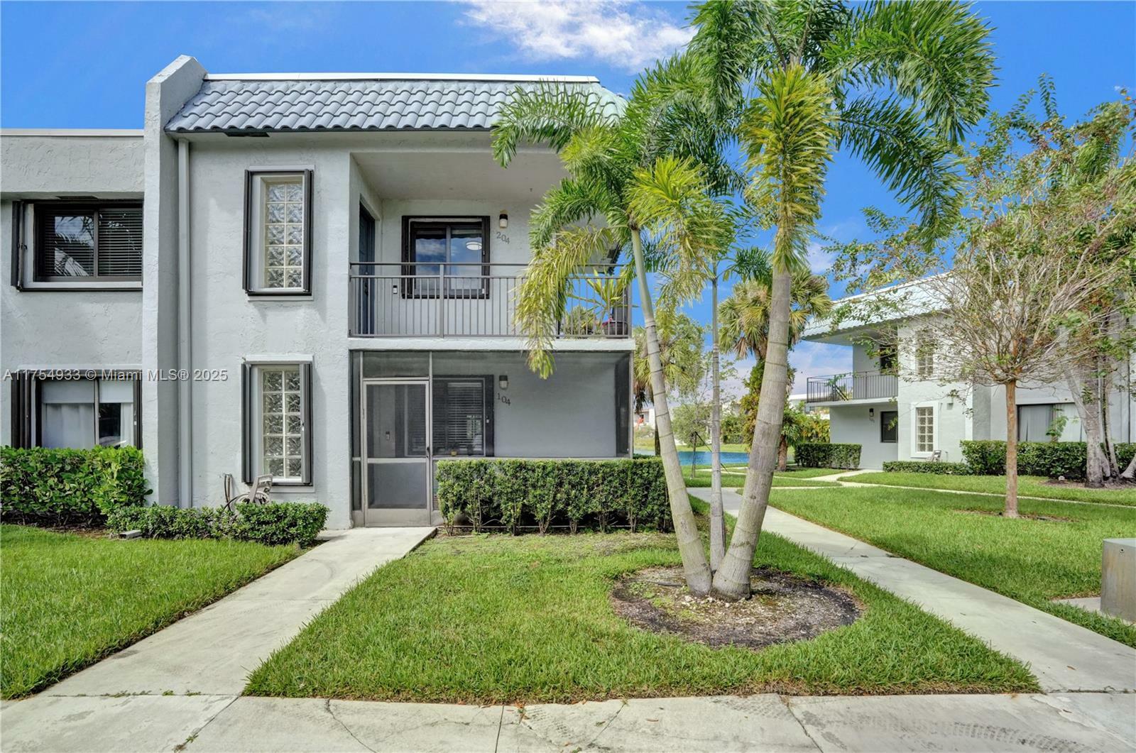 Property Photo:  16561 Blatt Blvd 204  FL 33326 