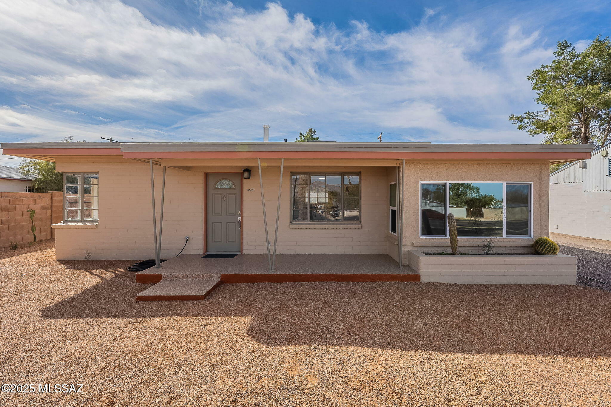 Property Photo:  4652 E 5th Street  AZ 85711 