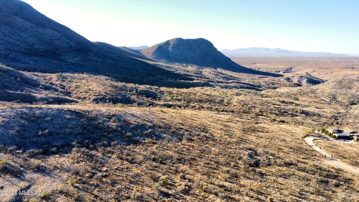 Property Photo: Eagle Peak Ct 103 AZ 85648