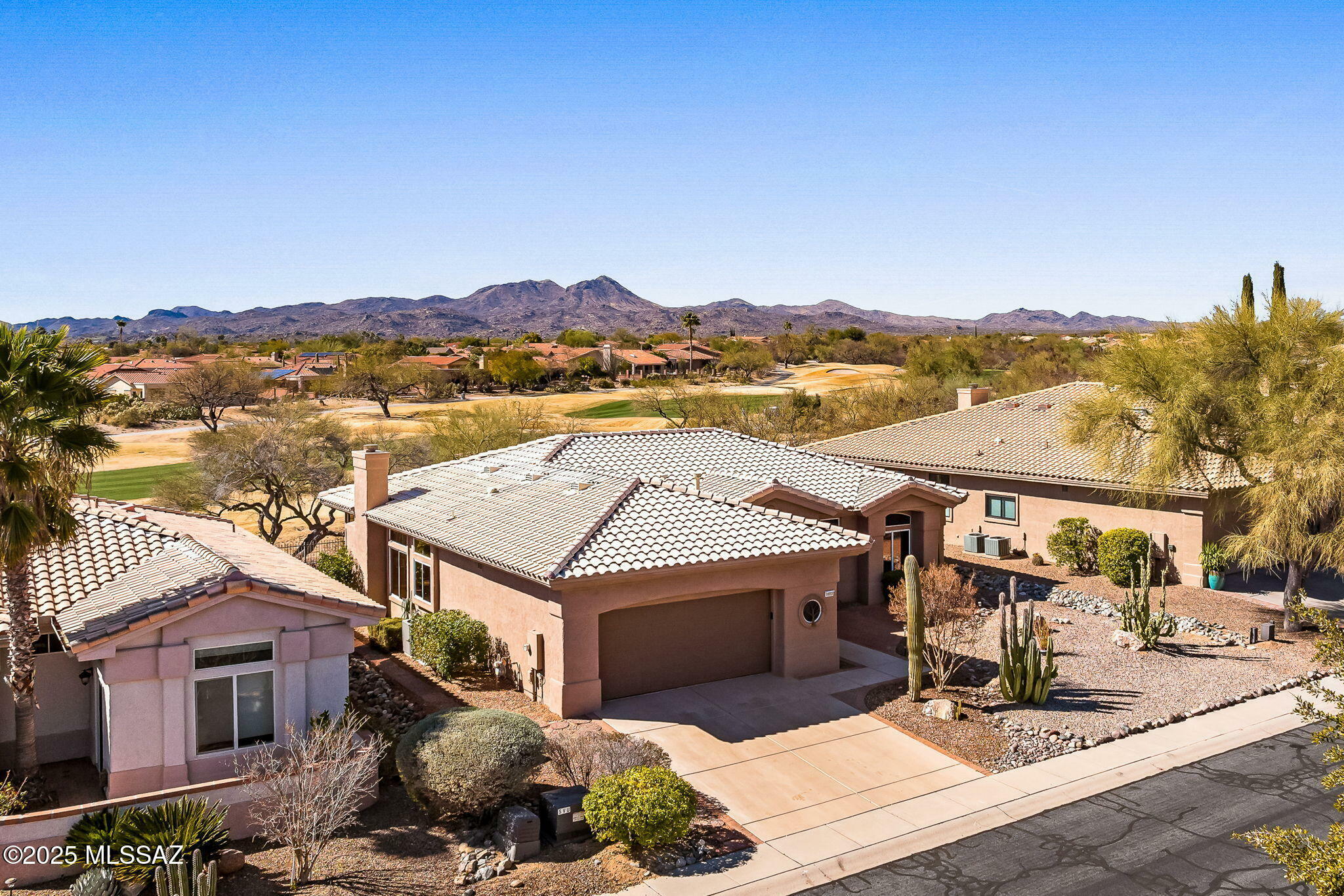 Property Photo:  14513 N Lost Arrow Drive  AZ 85755 