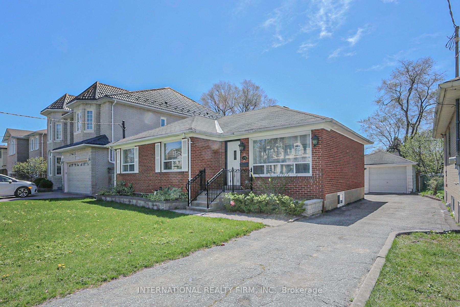 Property Photo: 129 McKee Avenue S ON M2N 4C5
