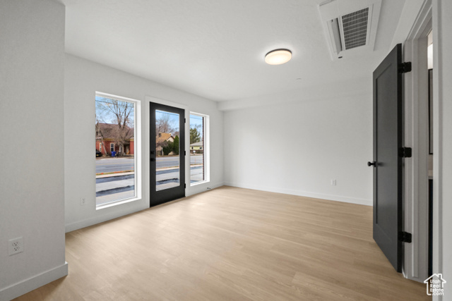 Property Photo: 562 E Dolores Cv 2 UT 84106