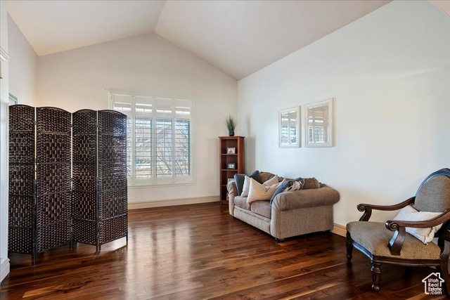 Property Photo: 872 S Wellington Dr W UT 84037